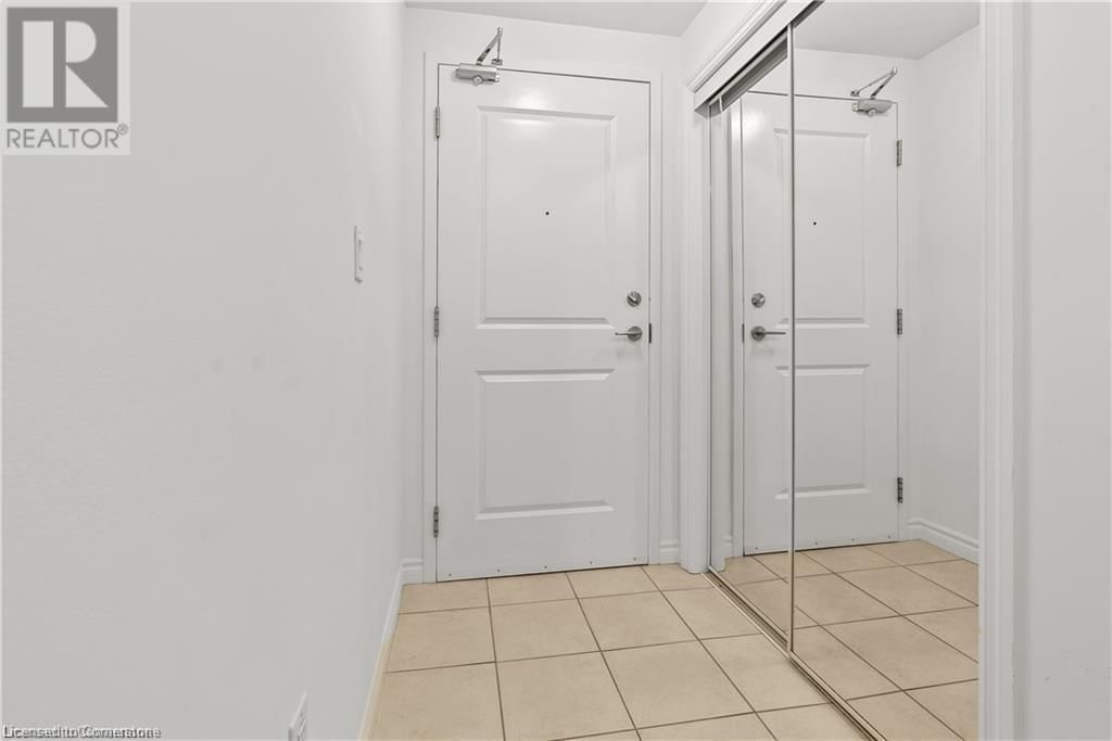 102 - 427 ABERDEEN AVENUE Image 4