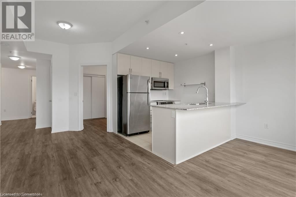 102 - 427 ABERDEEN AVENUE Image 6
