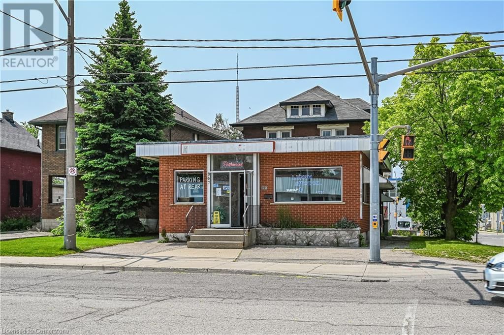 967 KING STREET EAST Image 1