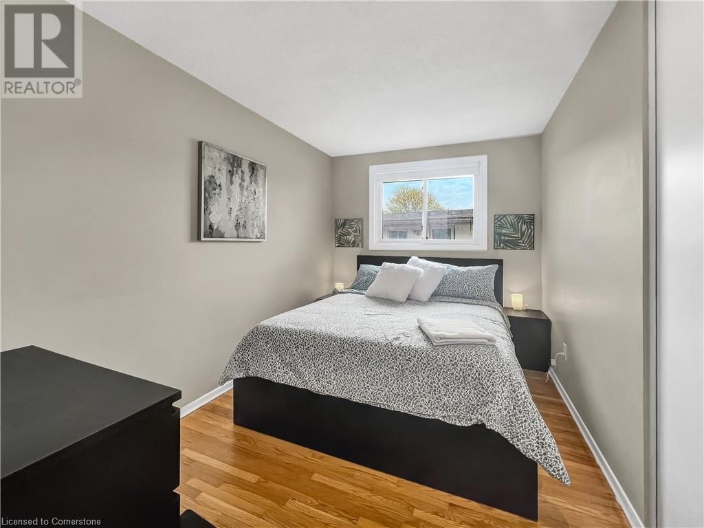 267 KINGSWOOD DRIVE Image 18