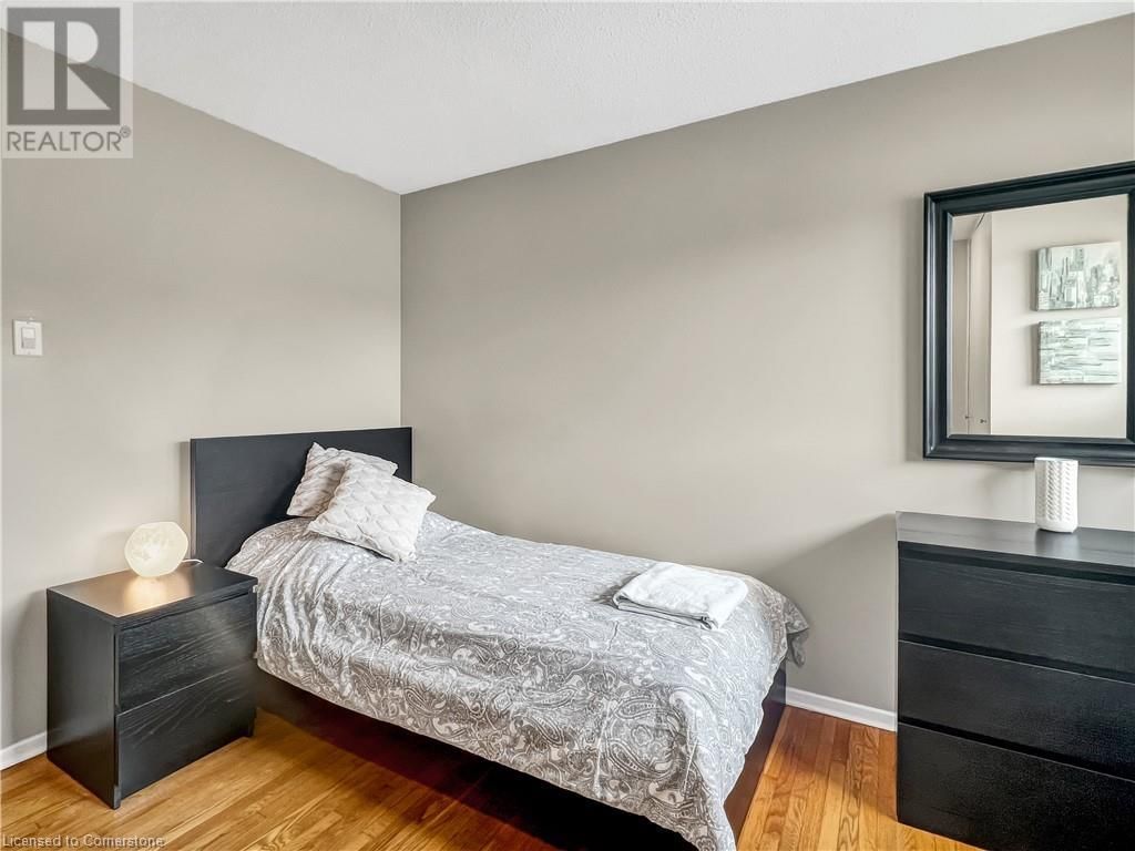 267 KINGSWOOD DRIVE Image 21