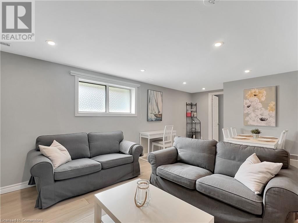 267 KINGSWOOD DRIVE Image 25