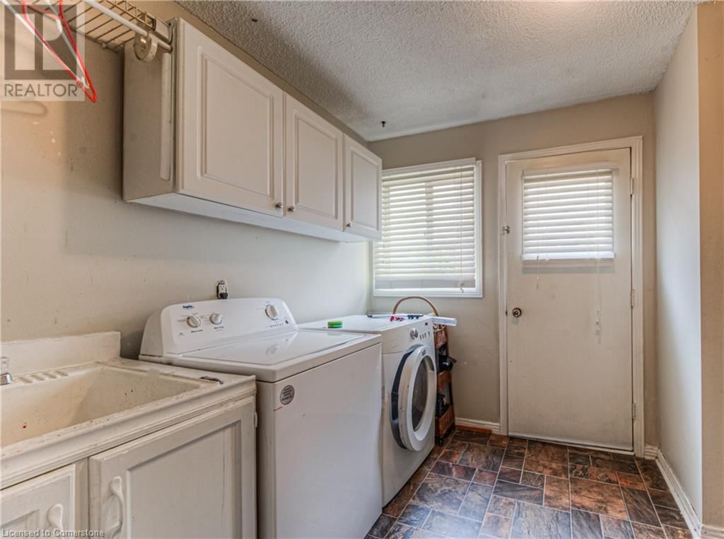 160 WESTVALE DRIVE Image 22