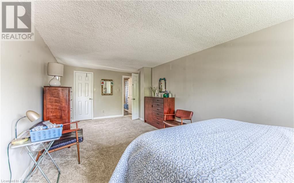 160 WESTVALE DRIVE Image 33