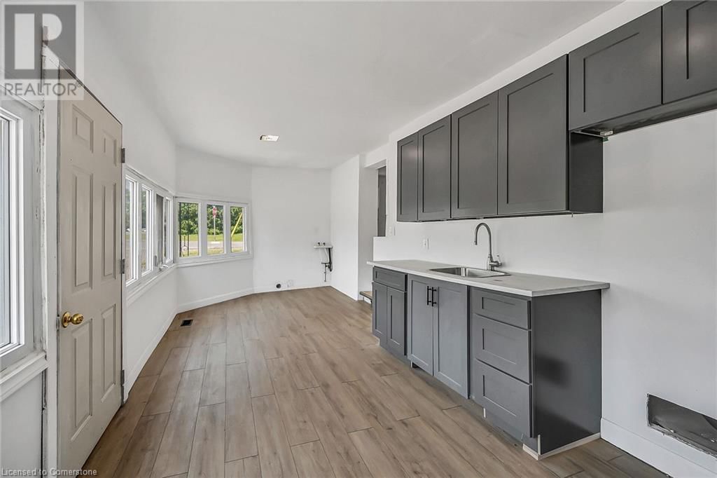316 JONES ROAD Image 5