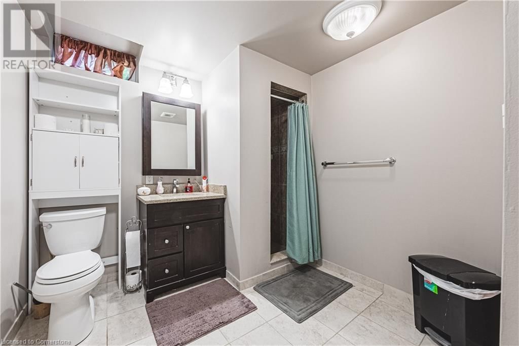 2 ANTOINETTE COURT Image 34