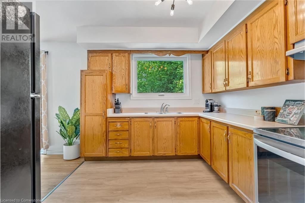 51 LUSCOMBE STREET Image 12