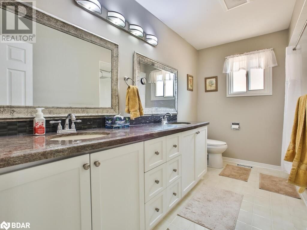 4470 IDLEWILDE CRESCENT Image 30