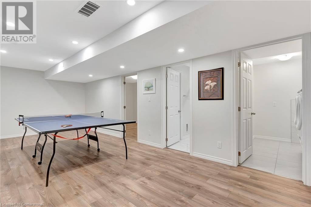 179 TEMPLEWOOD DRIVE Image 32