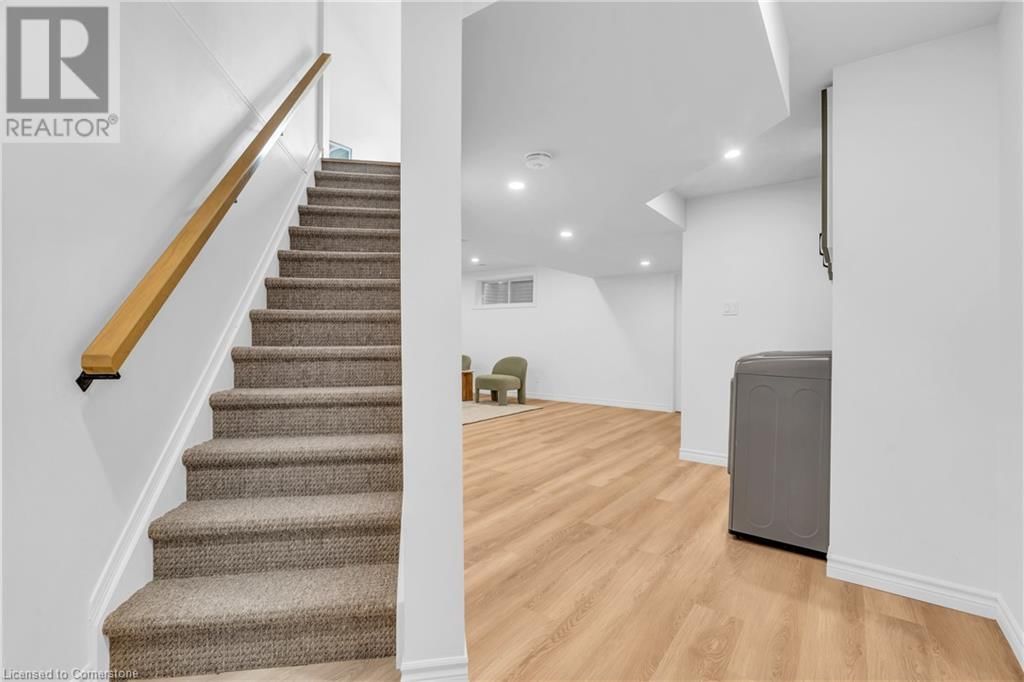 9 GAW CRESCENT Image 31
