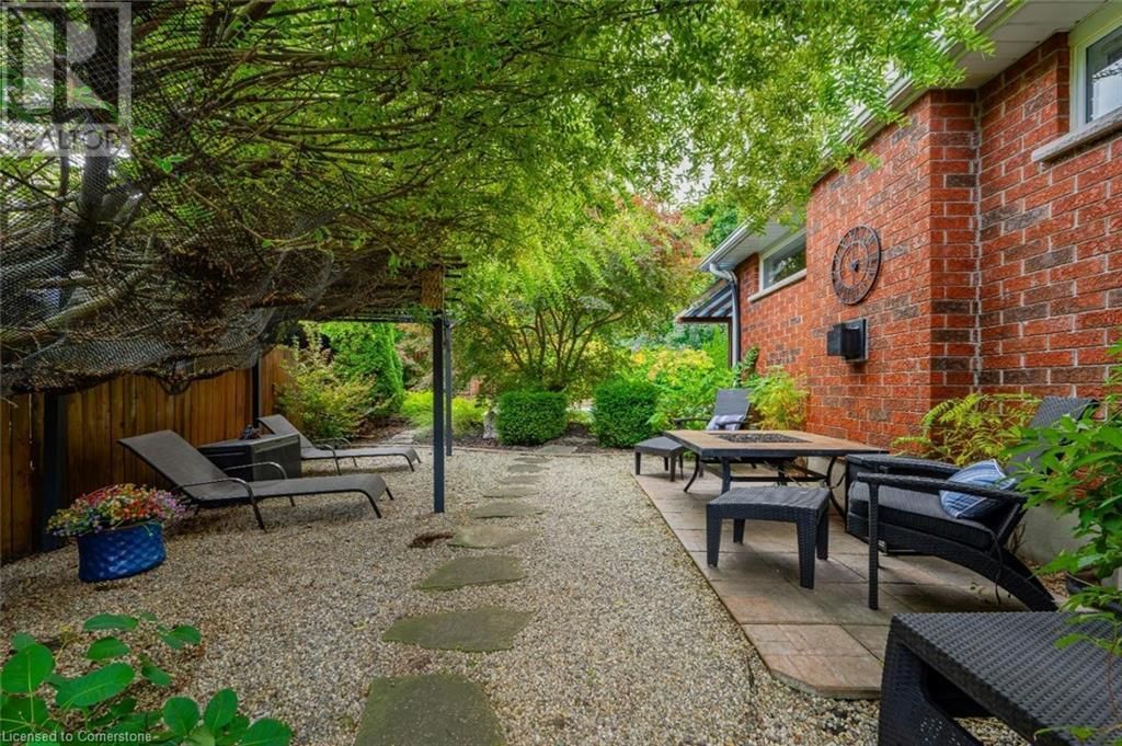 52 BOND COURT Image 30