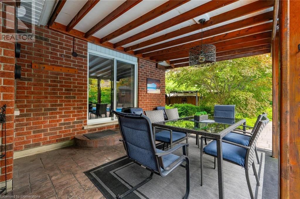 52 BOND COURT Image 37