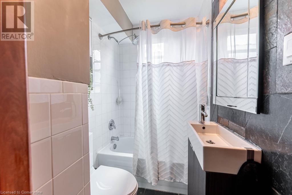 175 BRUCEDALE AVENUE EAST Image 33