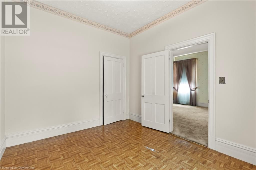 441 KING WILLIAM STREET Image 18