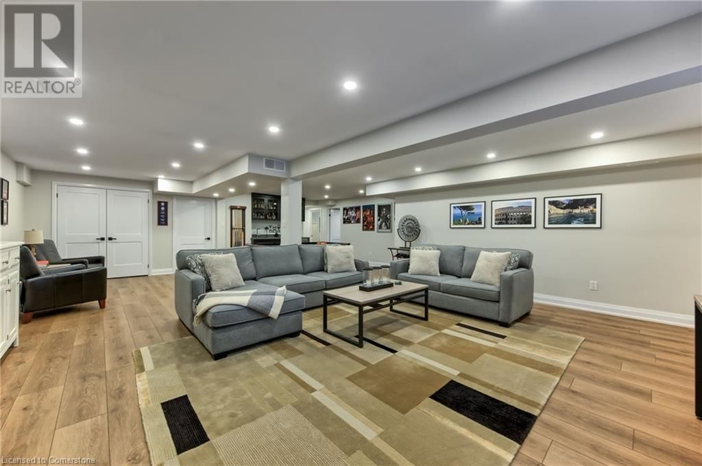 108 WINSTON STREET Image 24