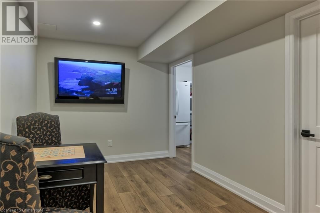 108 WINSTON STREET Image 26