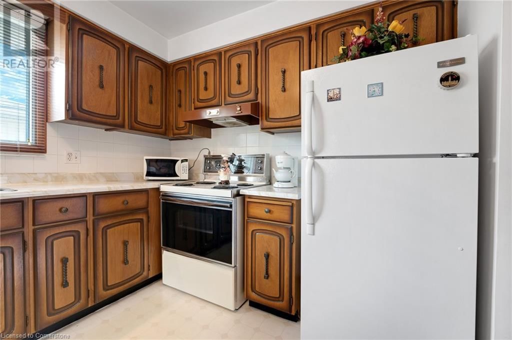 265 CHAMPLAIN BOULEVARD Image 21