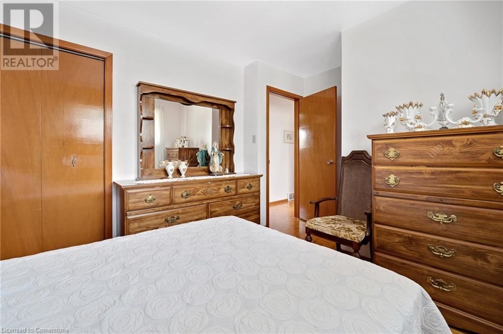 265 CHAMPLAIN BOULEVARD Image 28