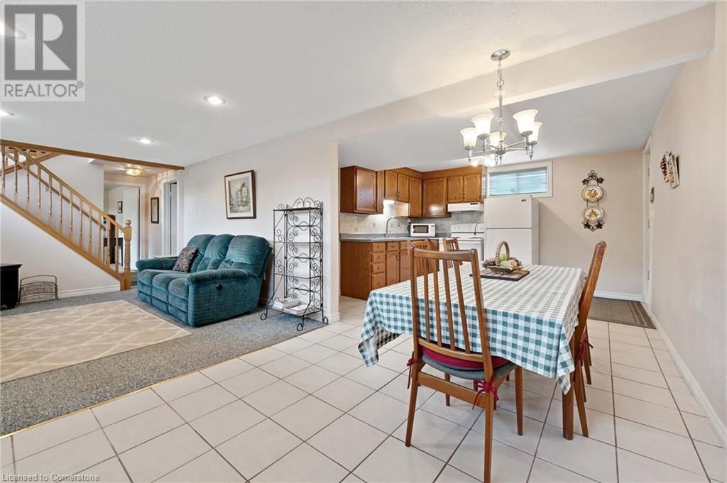 265 CHAMPLAIN BOULEVARD Image 34