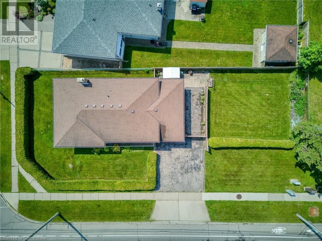 265 CHAMPLAIN BOULEVARD Image 46