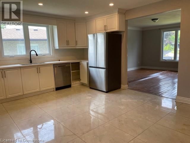 22 FERNWOOD TERRACE Image 11