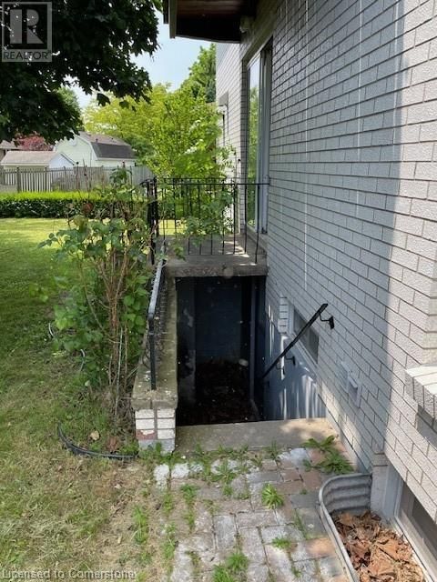 22 FERNWOOD TERRACE Image 26
