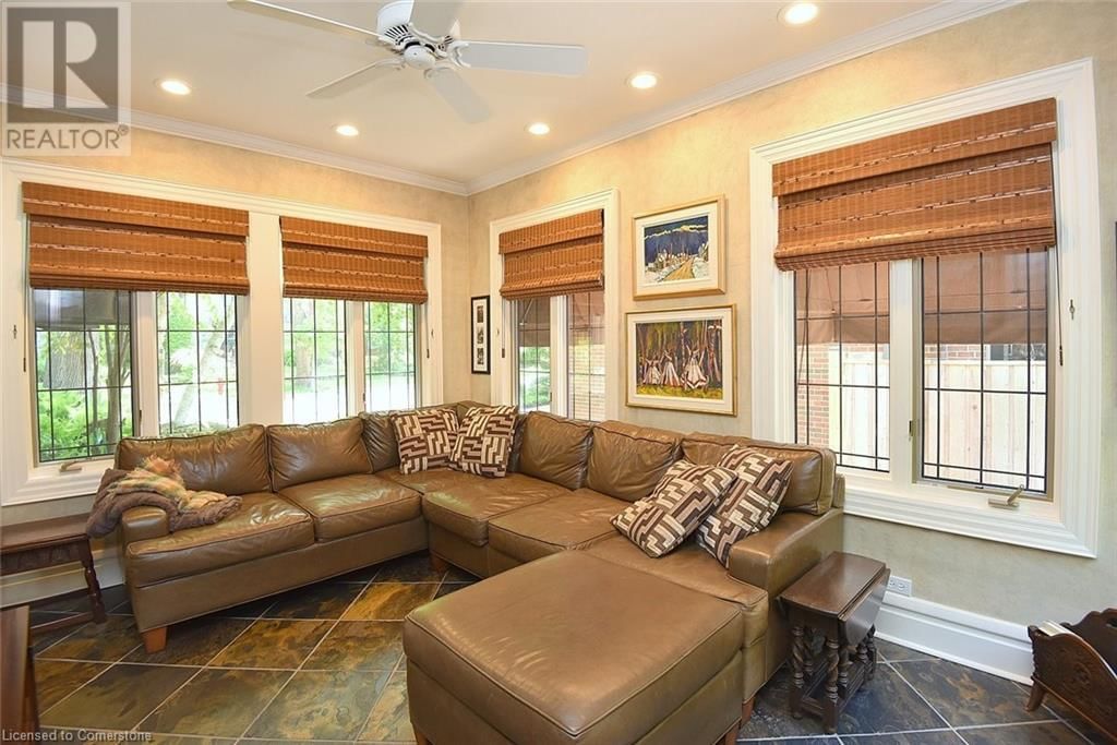 11 OAK KNOLL DRIVE Image 15