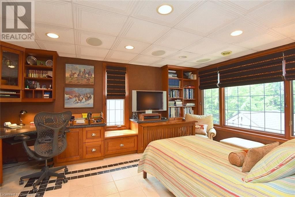 11 OAK KNOLL DRIVE Image 27