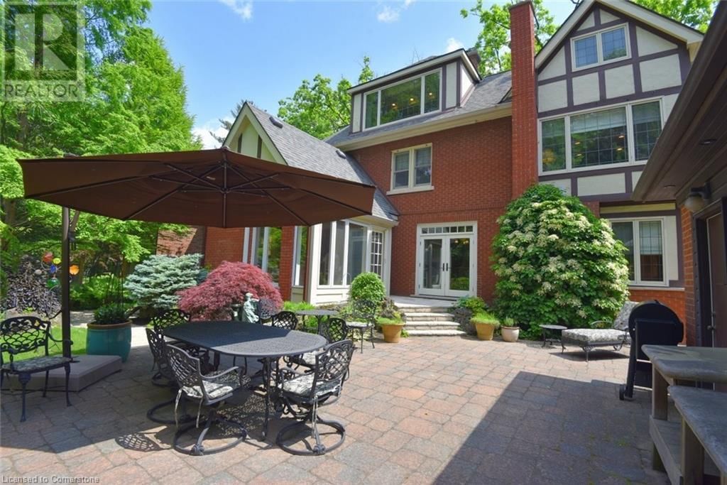 11 OAK KNOLL DRIVE Image 40