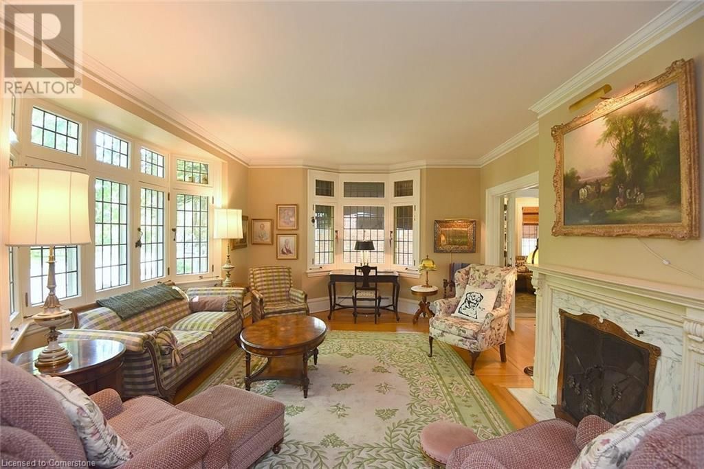 11 OAK KNOLL DRIVE Image 6