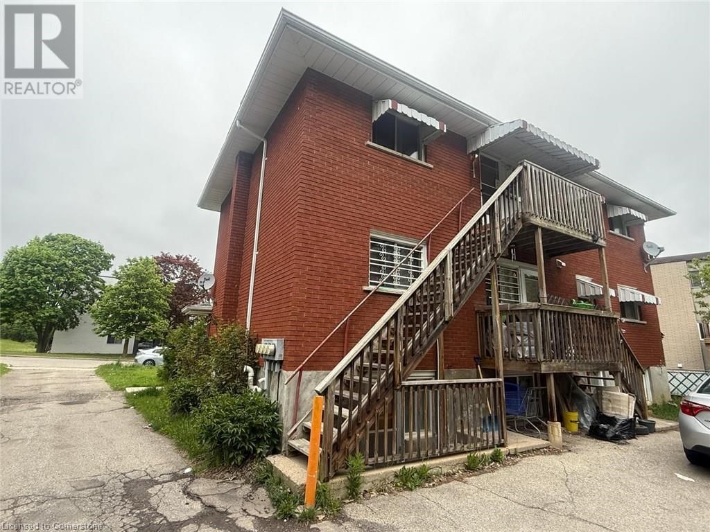 93 BRYBECK CRESCENT Image 4