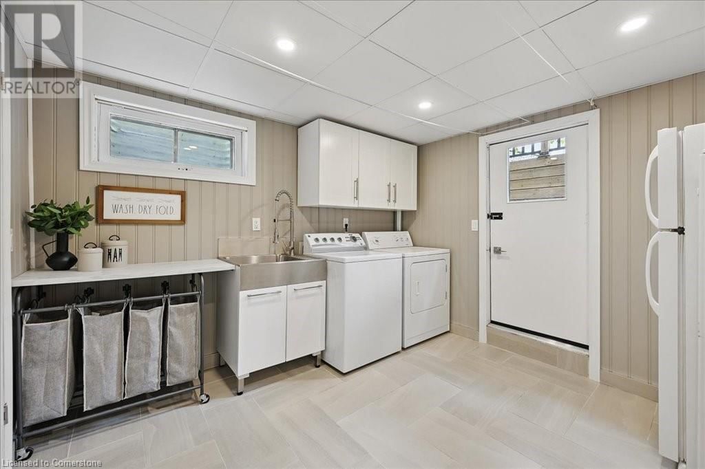 747 MULLIN WAY Image 33