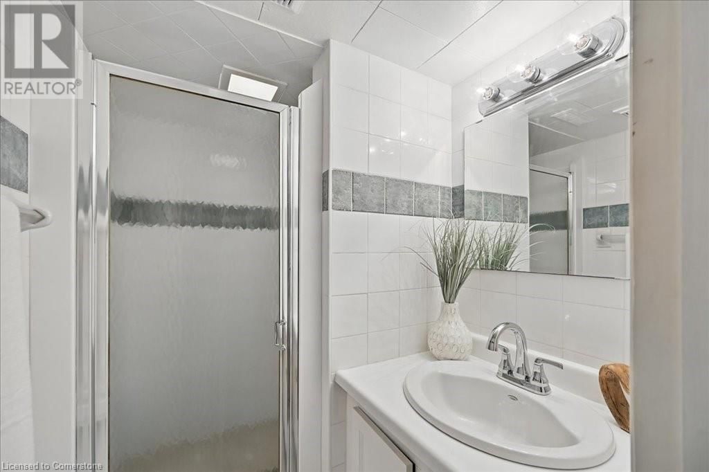 747 MULLIN WAY Image 35