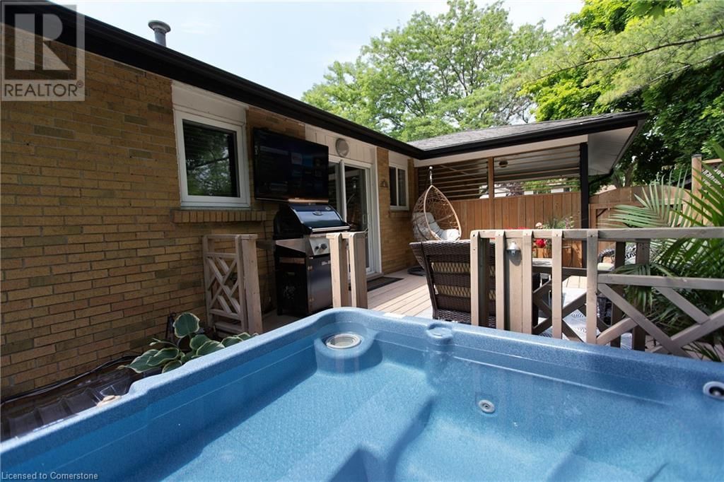 747 MULLIN WAY Image 44