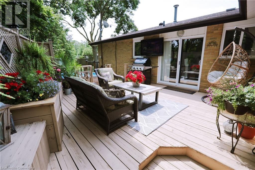 747 MULLIN WAY Image 45