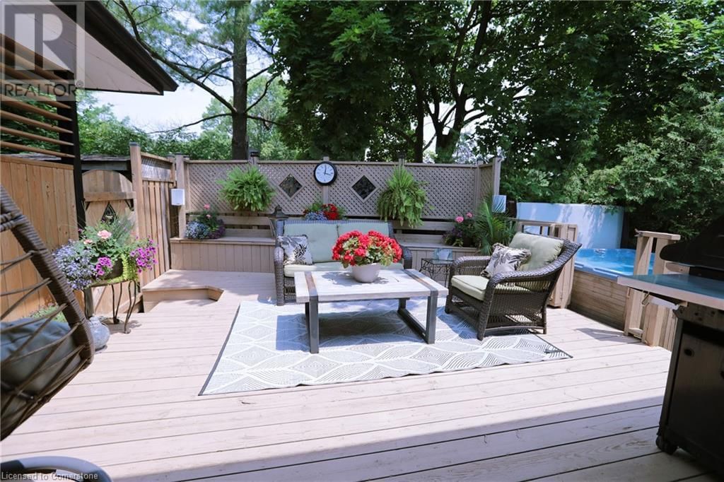 747 MULLIN WAY Image 46