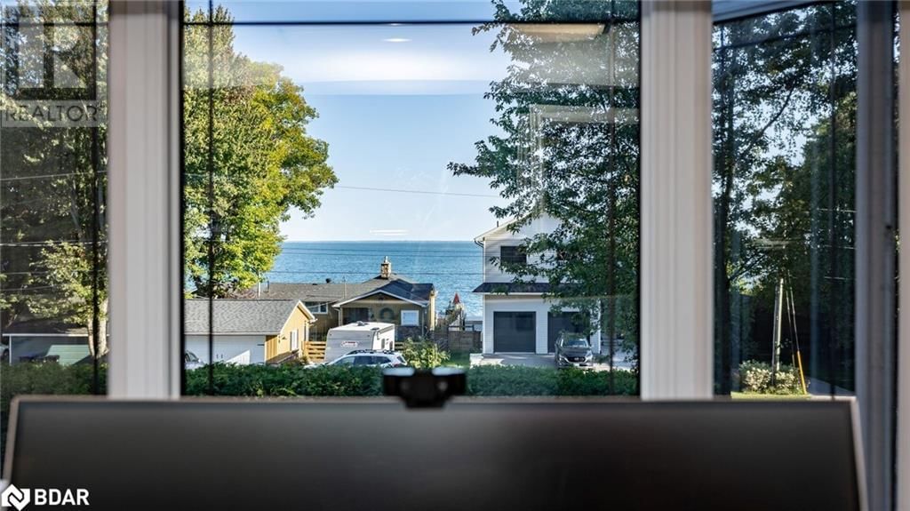 112 LAKESHORE ROAD WEST Image 7