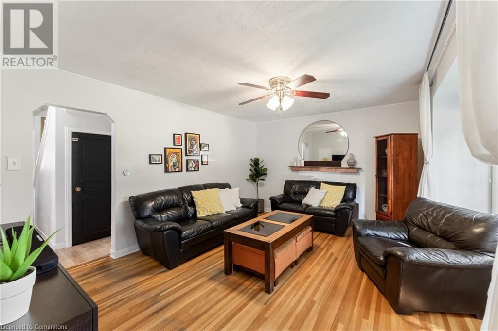 49 EATON PLACE Image 6