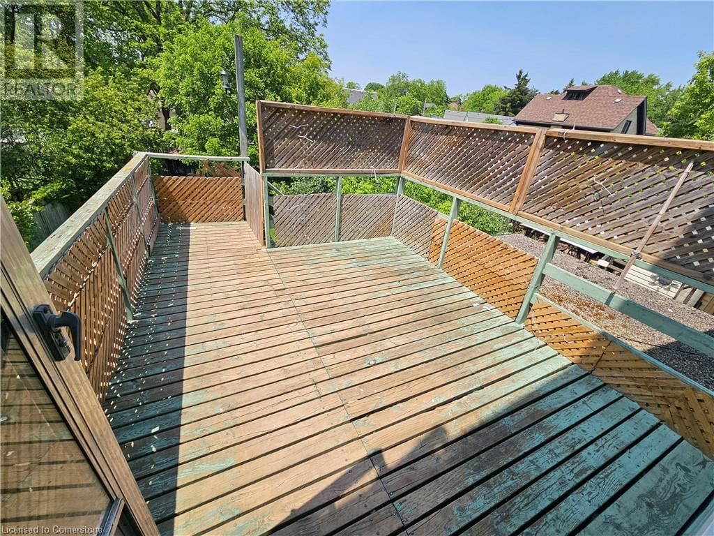 56 CAMERON STREET NORTH Image 14