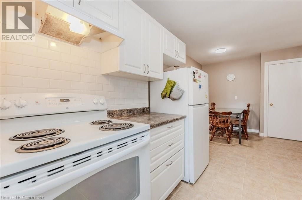 117 MARSHALL STREET Image 10