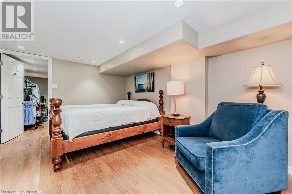 117 MARSHALL STREET Image 31