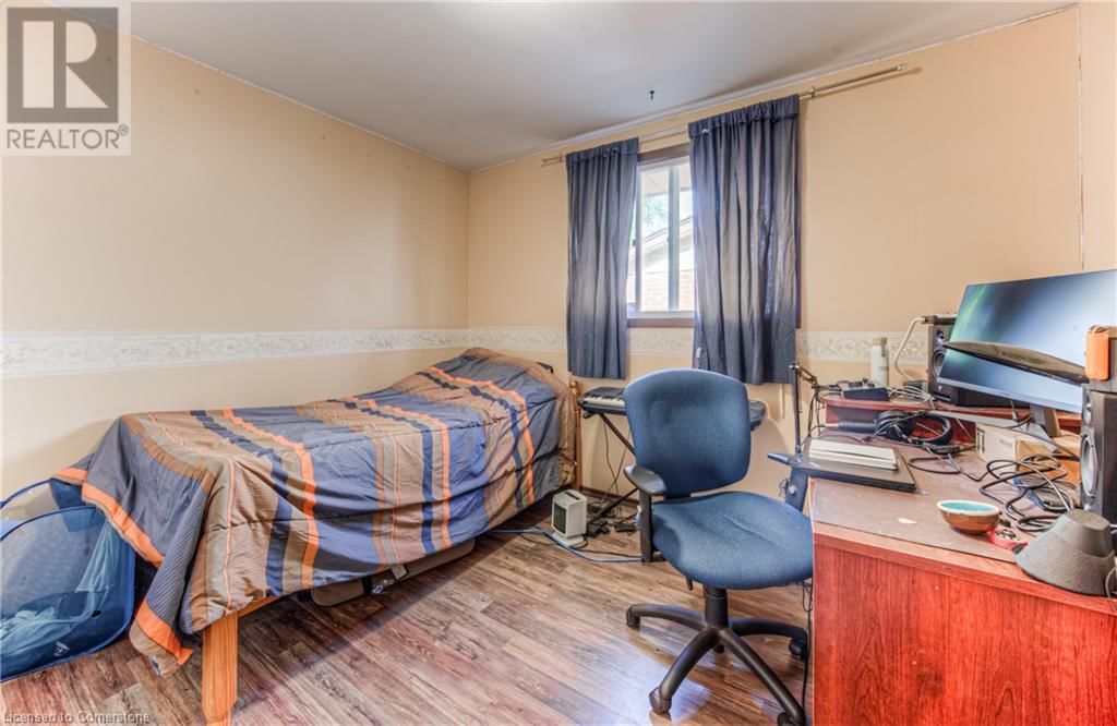 553 TEAKWOOD DRIVE Image 12