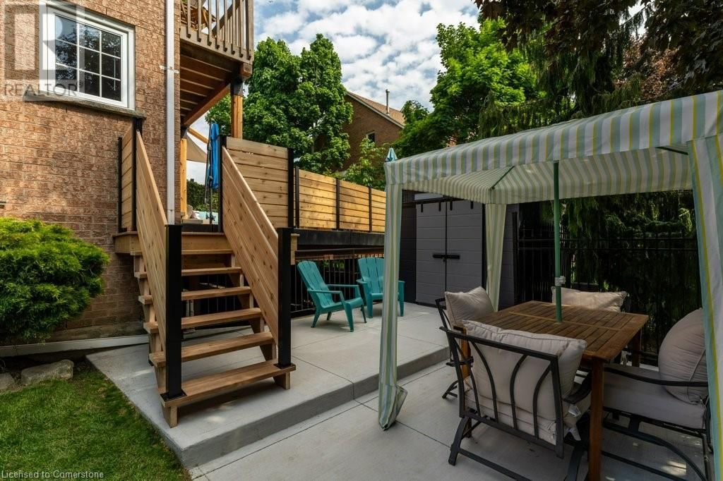 90 WATERFORD CRESCENT Image 39
