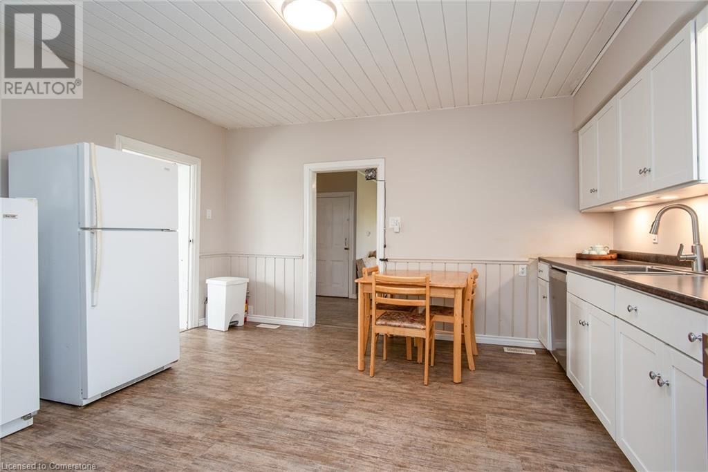 4385 HESSEN STRASSE Image 36