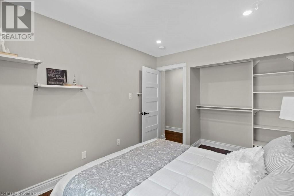 468 SPARLING CRESCENT Image 18