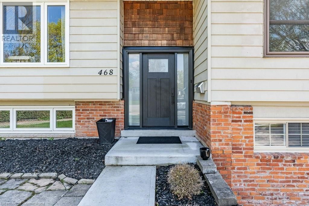 468 SPARLING CRESCENT Image 3