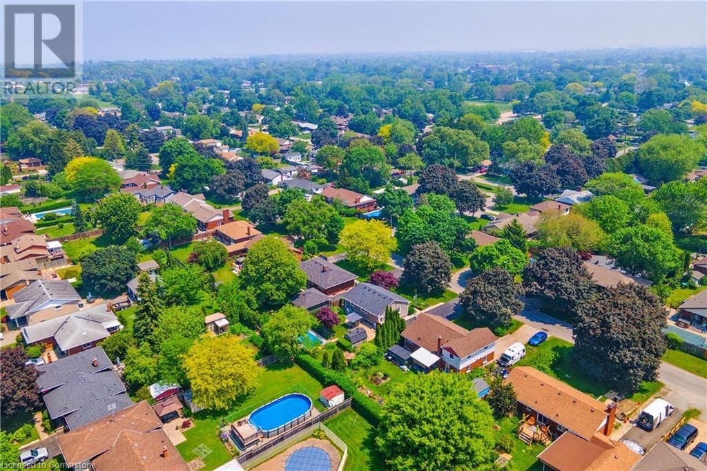 38 ALBANY DRIVE Image 40