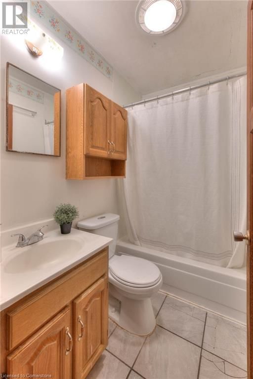 235 HOFFMAN STREET Image 12