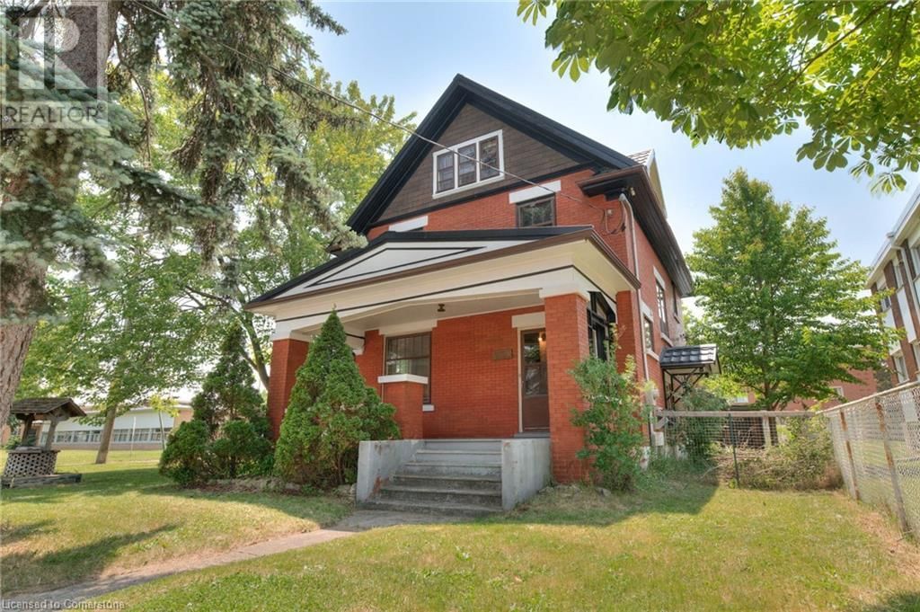 235 HOFFMAN STREET Image 3