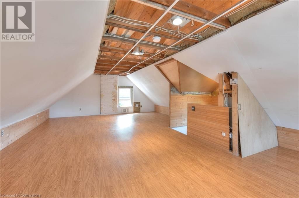 235 HOFFMAN STREET Image 33